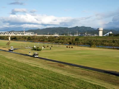 足利渡良瀬ゴルフ場 コース写真 1