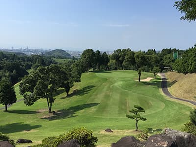 大分パブリックゴルフ場 コース写真 1