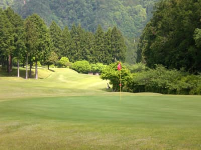 池の平ゴルフ場 コース写真 1