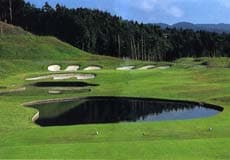 双鈴ゴルフクラブ 土山コース コース写真 1